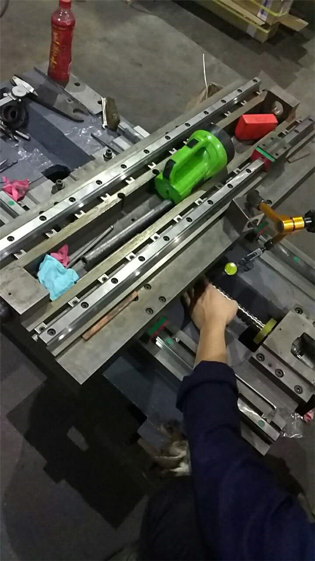 凱恩利46標準排刀機(X、Z軸結構) 
