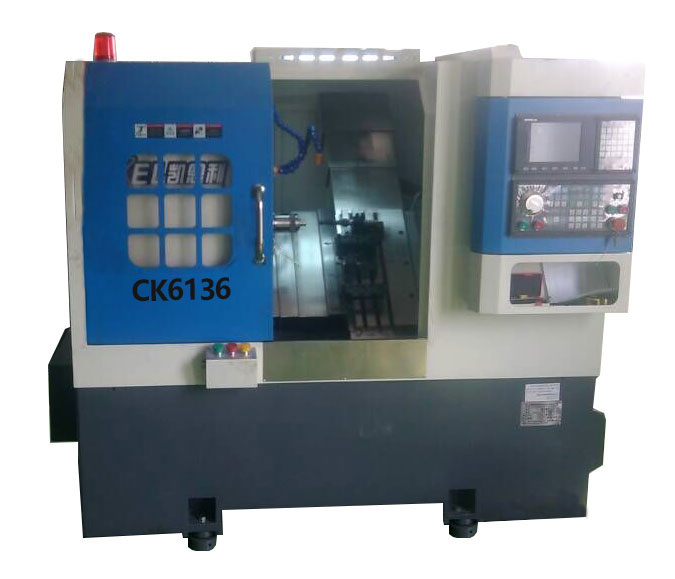 CK6136B ∠30斜床身排刀式 數控車床（高配置 排刀機）